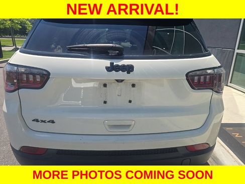 Used 2020 Jeep Compass Latitude AWD/4WD image 13