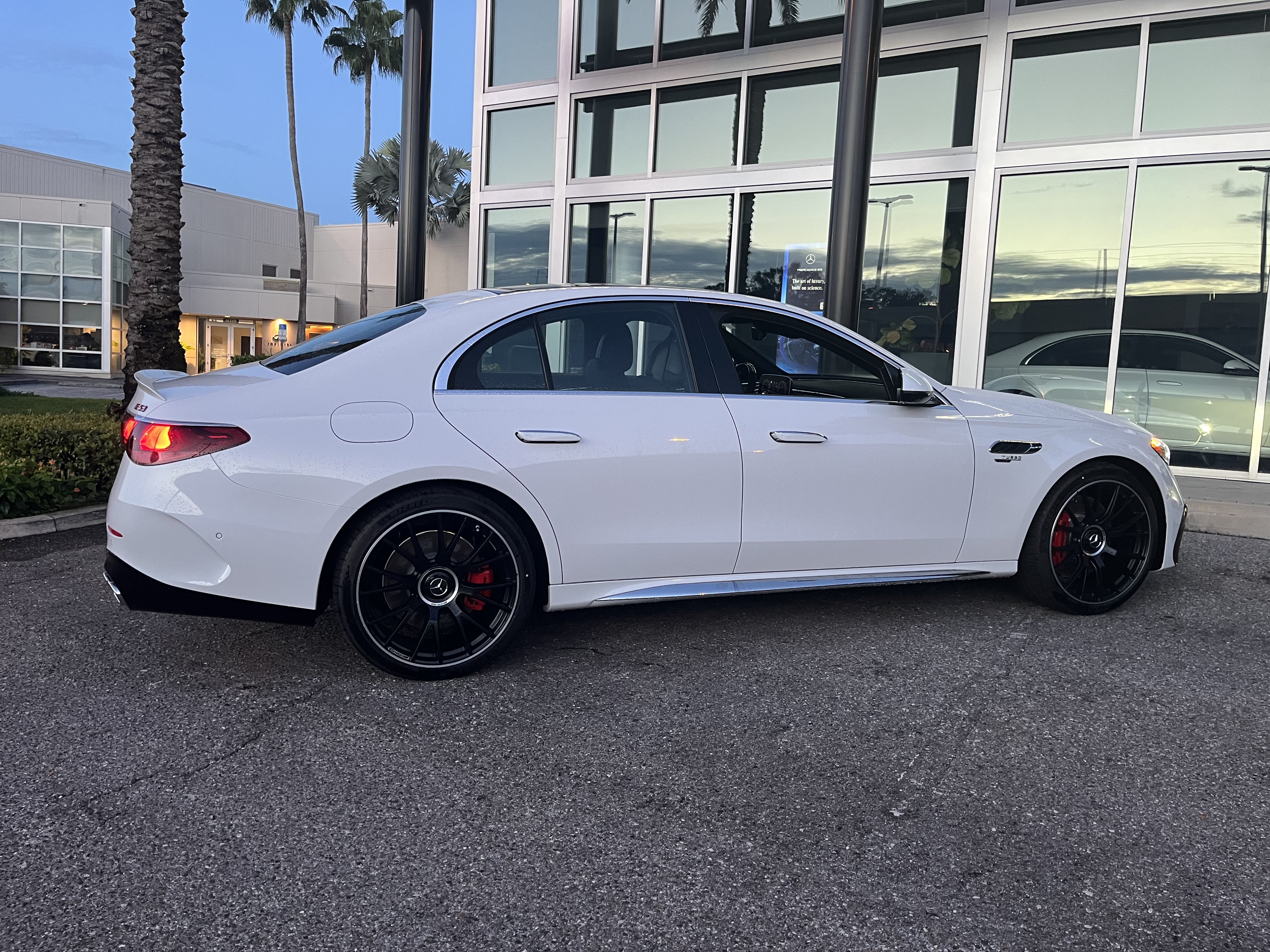 New 2026 Mercedes-Benz E 53 AMG e 4MATIC Sedan image 7