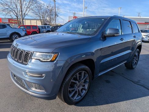 Used 2021 Jeep Grand Cherokee High Altitude image 3