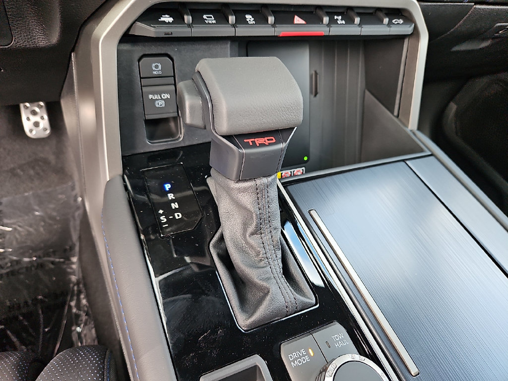 New 2026 Toyota Tundra Platinum w/ TRD Off-Road Package AWD/4WD image 12