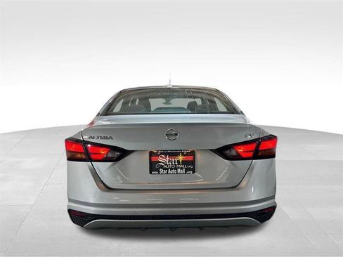 Used 2021 Nissan Altima 2.5 SV image 6