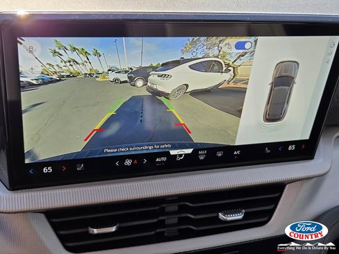 New 2026 Ford Explorer Active w/ Active Comfort Package image 12