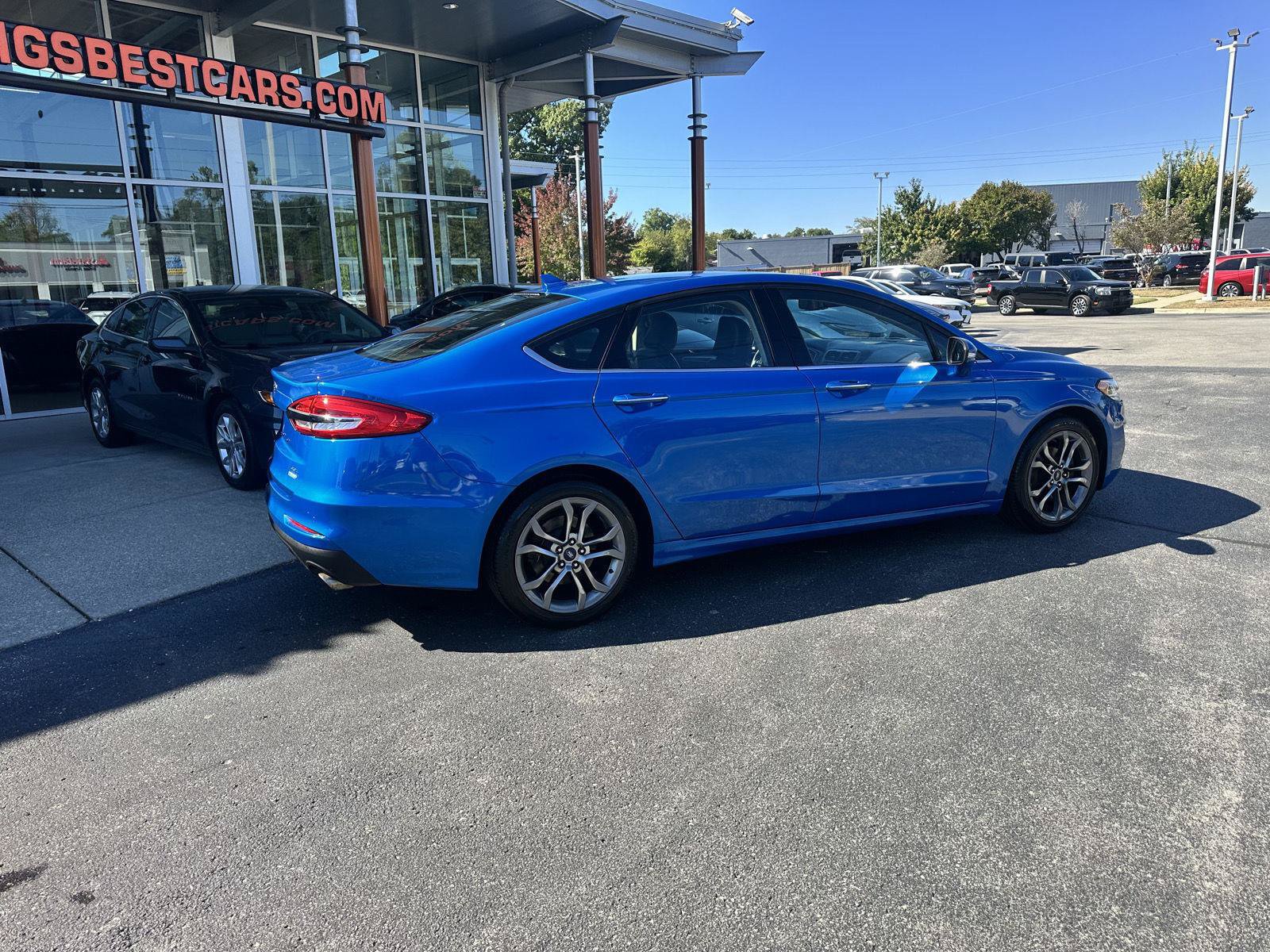 Used 2020 Ford Fusion SEL FWD image 3