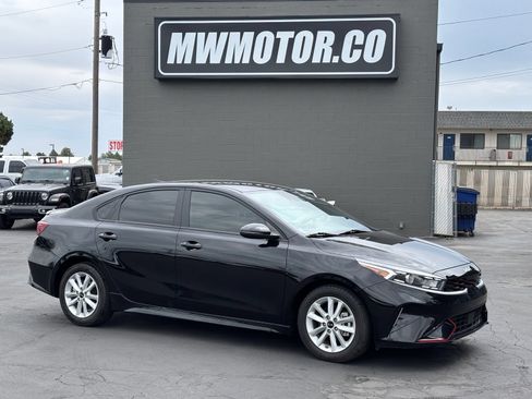 Used 2024 Kia Forte GT-Line FWD image 1