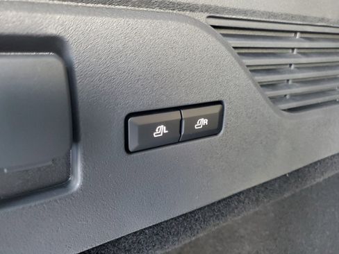 New 2026 Lincoln Nautilus Reserve image 33