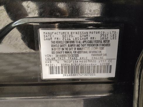 Used 2025 Nissan Sentra S FWD image 33