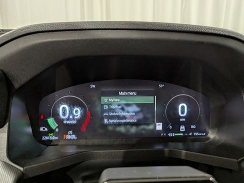 Used 2025 Ford Explorer ST-Line image 23