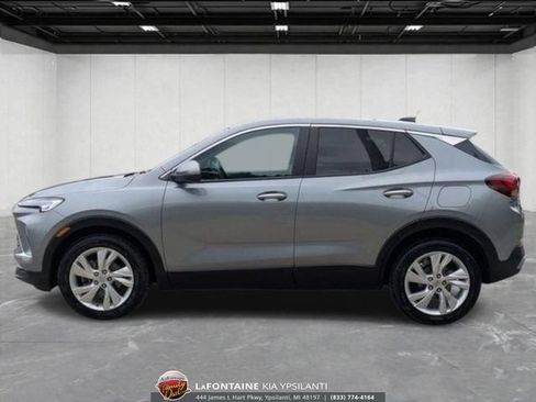 Used 2024 Buick Encore GX Preferred FWD image 2