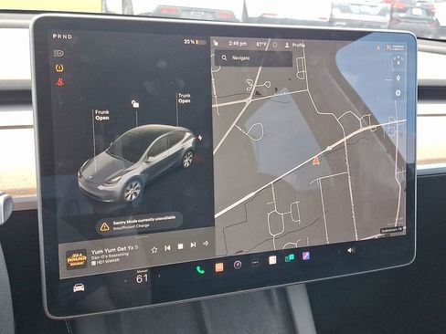 Used 2022 Tesla Model Y Long Range AWD/4WD image 17
