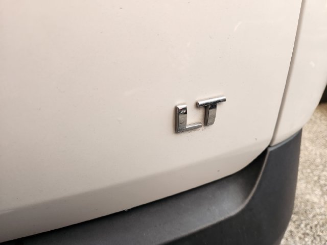 Used 2020 Chevrolet Traverse LT w/ LPO, Floor Liner Package AWD/4WD image 8
