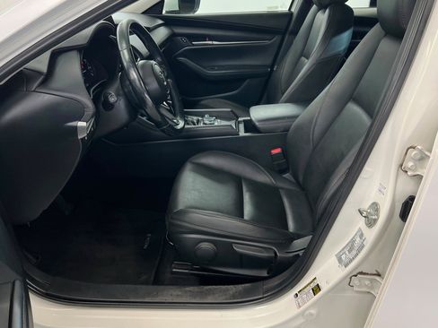 Used 2020 MAZDA MAZDA3 Sedan w/ Select Package FWD image 18