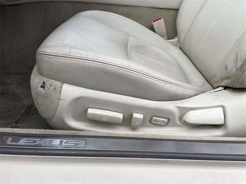 Used 2006 Lexus SC 430 Convertible image 17