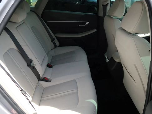 Used 2021 Hyundai Sonata SEL FWD image 22