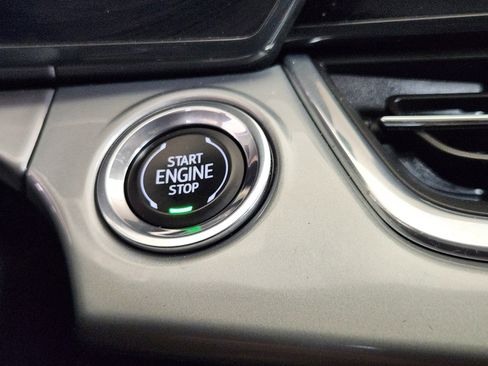 Used 2024 Chevrolet Trax LT image 20