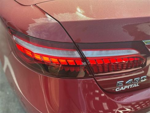 Used 2021 Mercedes-Benz E 450 4MATIC Cabriolet image 26