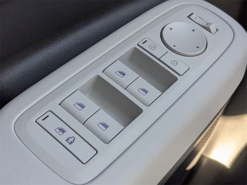 New 2026 Hyundai Santa Fe SE FWD image 24
