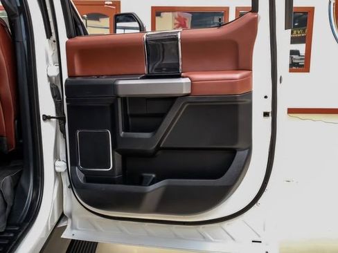 Used 2020 Ford F250 Platinum image 49