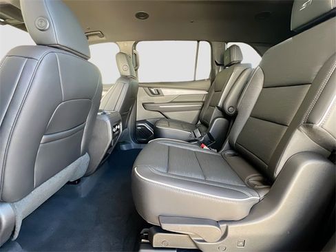 New 2026 Buick Enclave Sport Touring w/ Power Package image 17