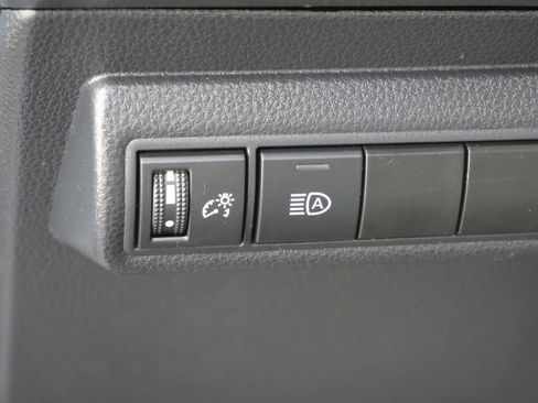 Used 2024 Toyota Corolla LE image 32