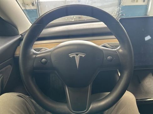 Used 2019 Tesla Model 3 Long Range image 9