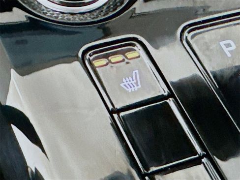 Certified 2025 Kia Niro EX image 12