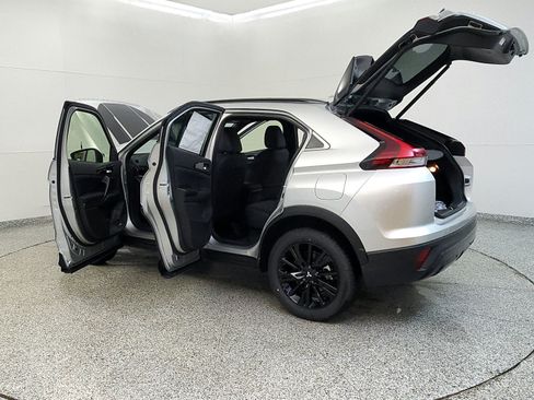 Used 2025 Mitsubishi Eclipse Cross AWD image 10