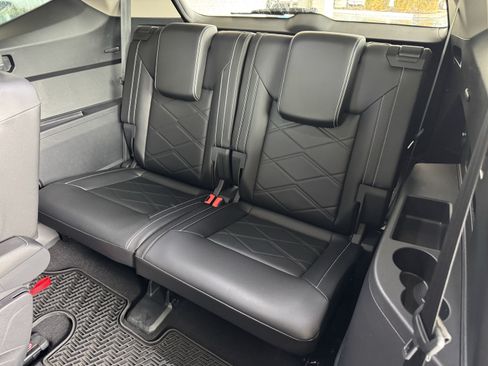 Certified 2024 Volkswagen Atlas SE FWD image 31
