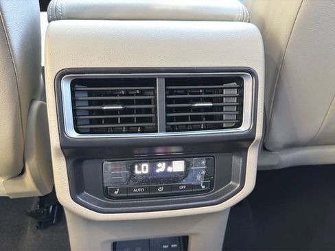 New 2026 Volkswagen Atlas SEL Premium R-Line AWD/4WD image 29