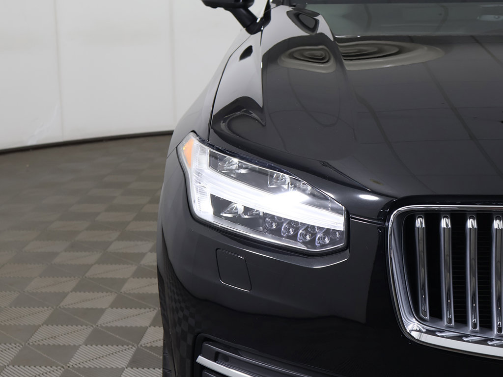 Used 2025 Volvo XC90 T8 Plus w/ Protection Package Premier AWD/4WD image 16