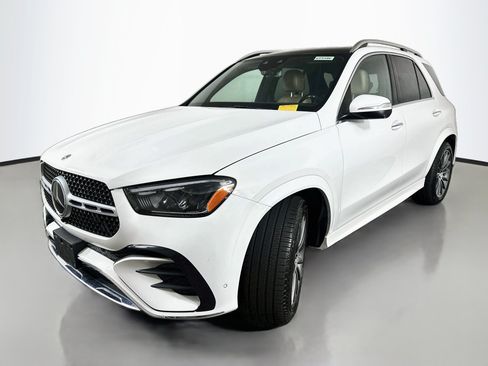 Used 2024 Mercedes-Benz GLE 350 4MATIC image 3