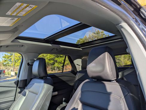 Certified 2023 Ford Explorer XLT w/ Equipment Group 202A image 29