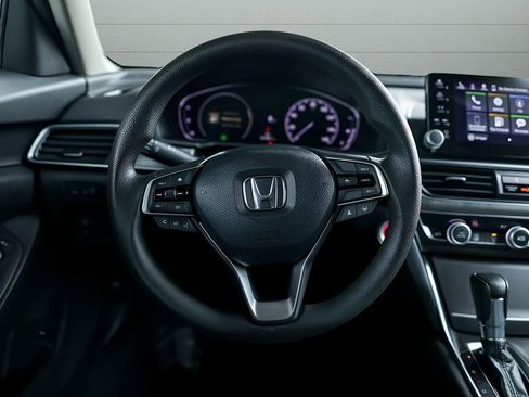 Used 2022 Honda Accord LX image 16