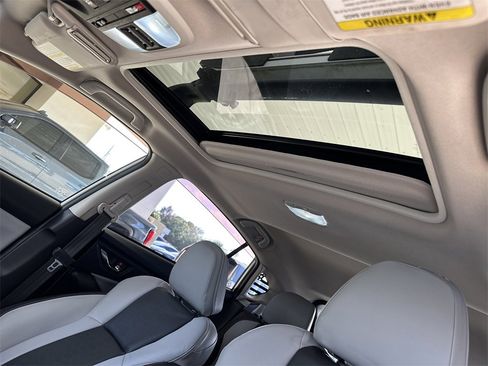 Used 2019 Subaru Crosstrek 2.0i Limited w/ Moonroof Package w/Navigation image 28