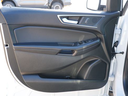 Used 2024 Ford Edge SEL w/ Convenience Package image 16