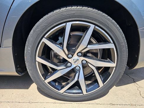 Used 2019 Volvo S60 T6 Momentum w/ Premium Package AWD/4WD image 18