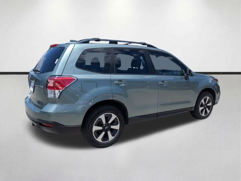 Used 2018 Subaru Forester 2.5i w/ Alloy Wheel Package AWD/4WD image 4