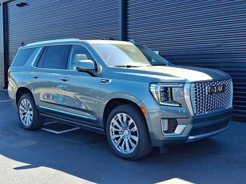 Used 2024 GMC Yukon Denali AWD/4WD image 9
