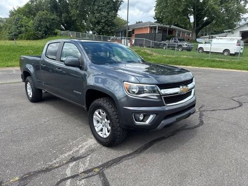 Used 2015 Chevrolet Colorado LT w/ LT Convenience Package AWD/4WD image 2
