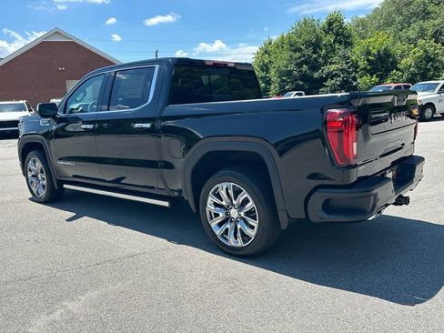 New 2026 GMC Sierra 1500 Denali w/ Denali Reserve Package AWD/4WD image 8
