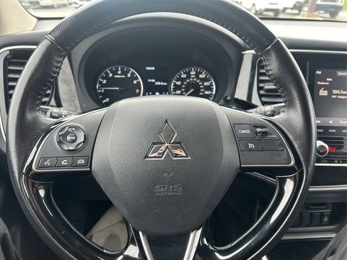 Used 2020 Mitsubishi Outlander SE AWD/4WD image 14