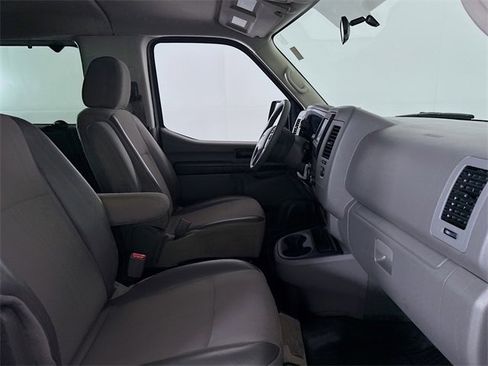 Used 2021 Nissan NV 3500 S image 22