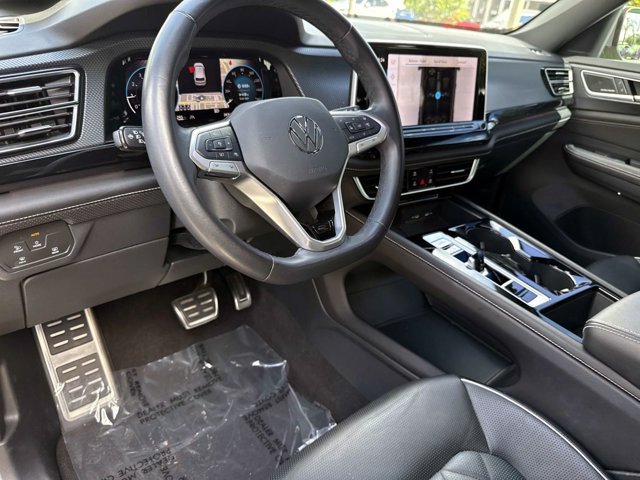 Used 2025 Volkswagen Atlas Cross Sport SEL Premium R-Line AWD/4WD image 23