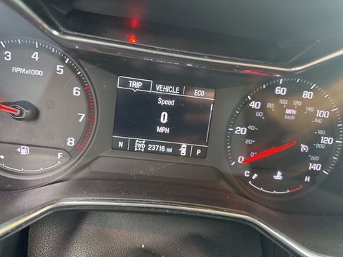 Used 2023 Chevrolet TrailBlazer LT w/ Convenience Package image 11