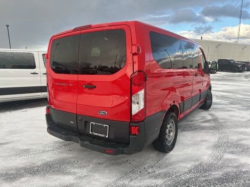 Used 2018 Ford Transit 150 XL image 8