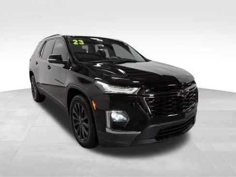 Used 2023 Chevrolet Traverse RS AWD/4WD image 5