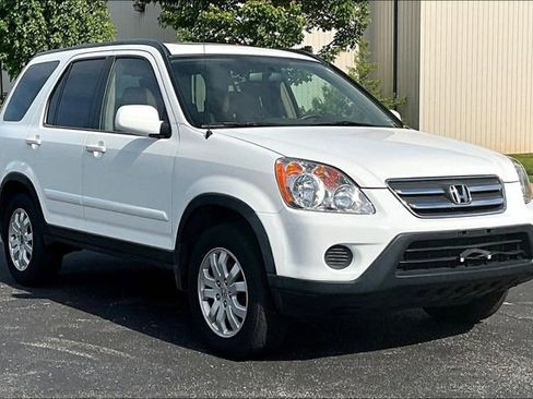 Used 2005 Honda CR-V EX image 2