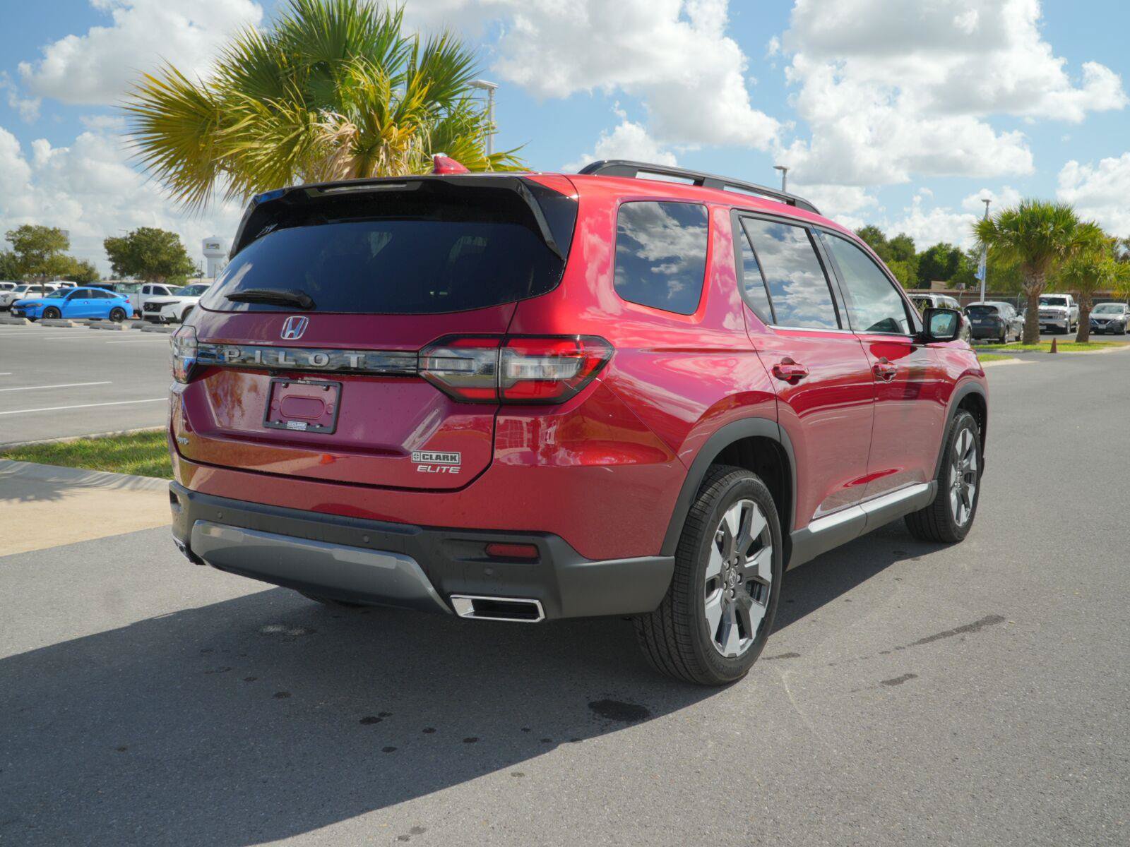 New 2026 Honda Pilot Elite image 5