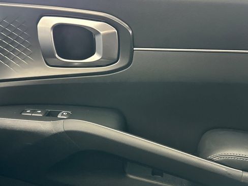 Used 2022 Kia Sorento S FWD image 20