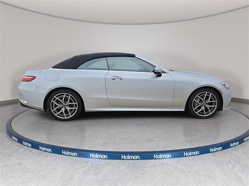 Used 2023 Mercedes-Benz E 450 4MATIC Cabriolet image 5