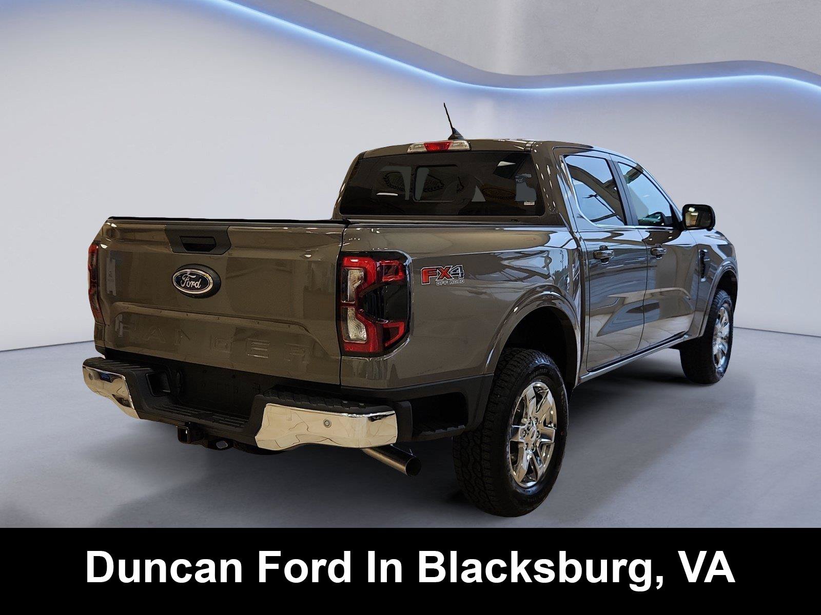 New 2026 Ford Ranger Lariat w/ FX4 Off-Road Package AWD/4WD image 3